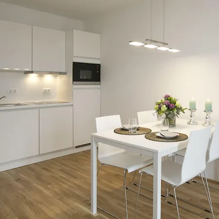 Parkallee Aparthotel 4*