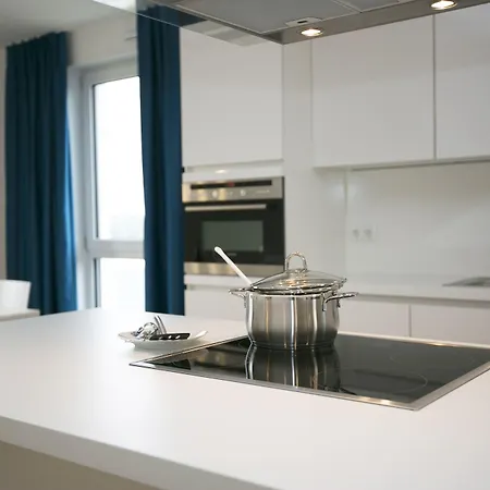 Parkallee Aparthotel 4*